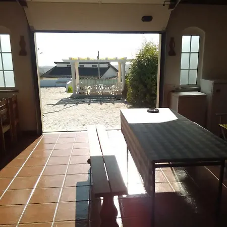 فندق مبيت وإفطار Ecovillage Surf And Golf